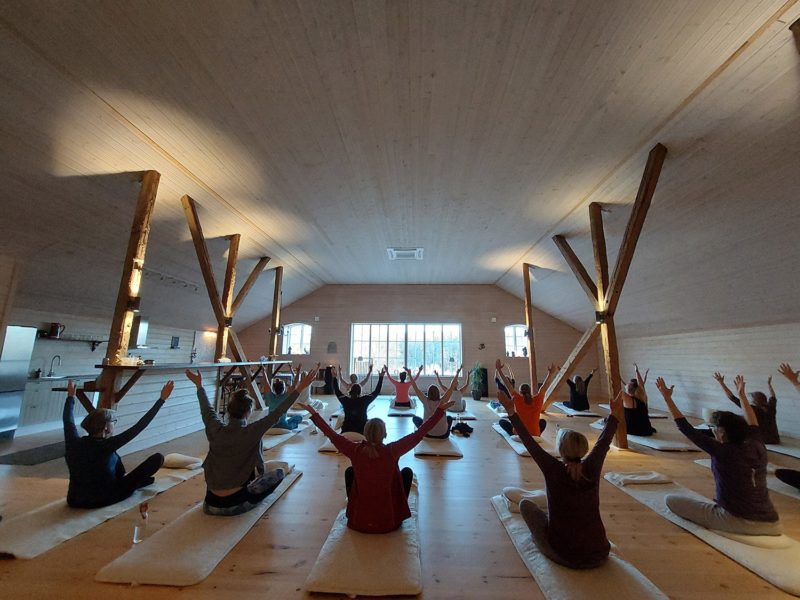 yogalogen3 yogalogen3