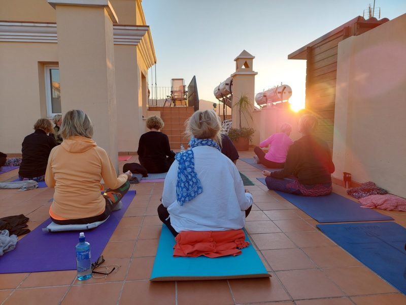 yogaresa1 yogaresa1